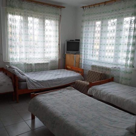 Pihenes A Malomtonal Privat Berlemeny Guest House Tapolca Eksteriør bilde