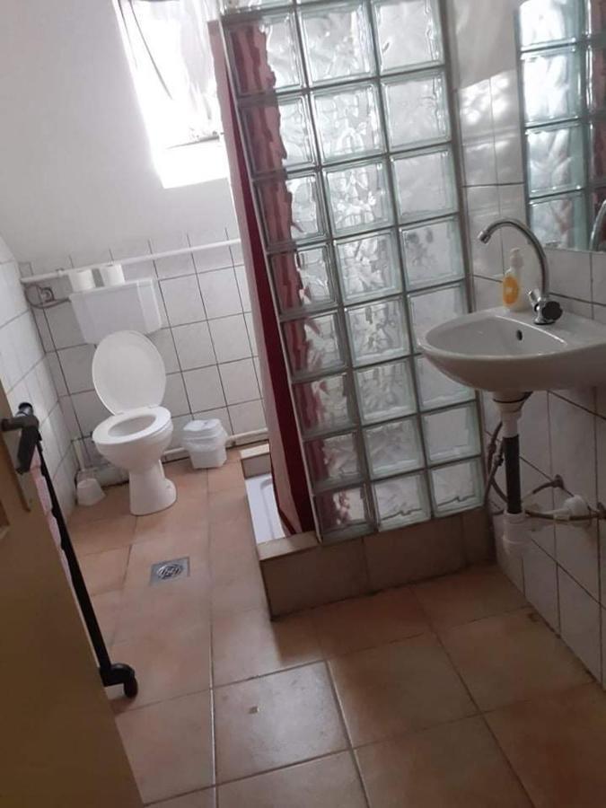 Pihenes A Malomtonal Privat Berlemeny Guest House Tapolca Eksteriør bilde